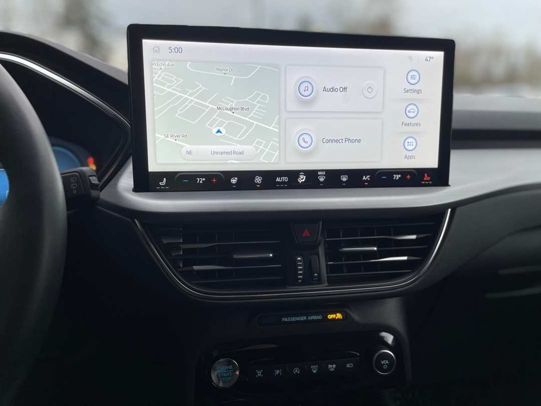 2024 Ford Escape Platinum - Image 16