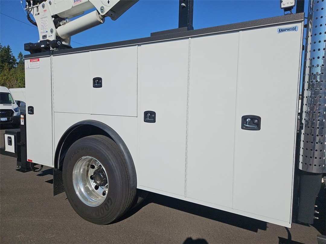 2026 Ford F-750Sd Base - Image 34