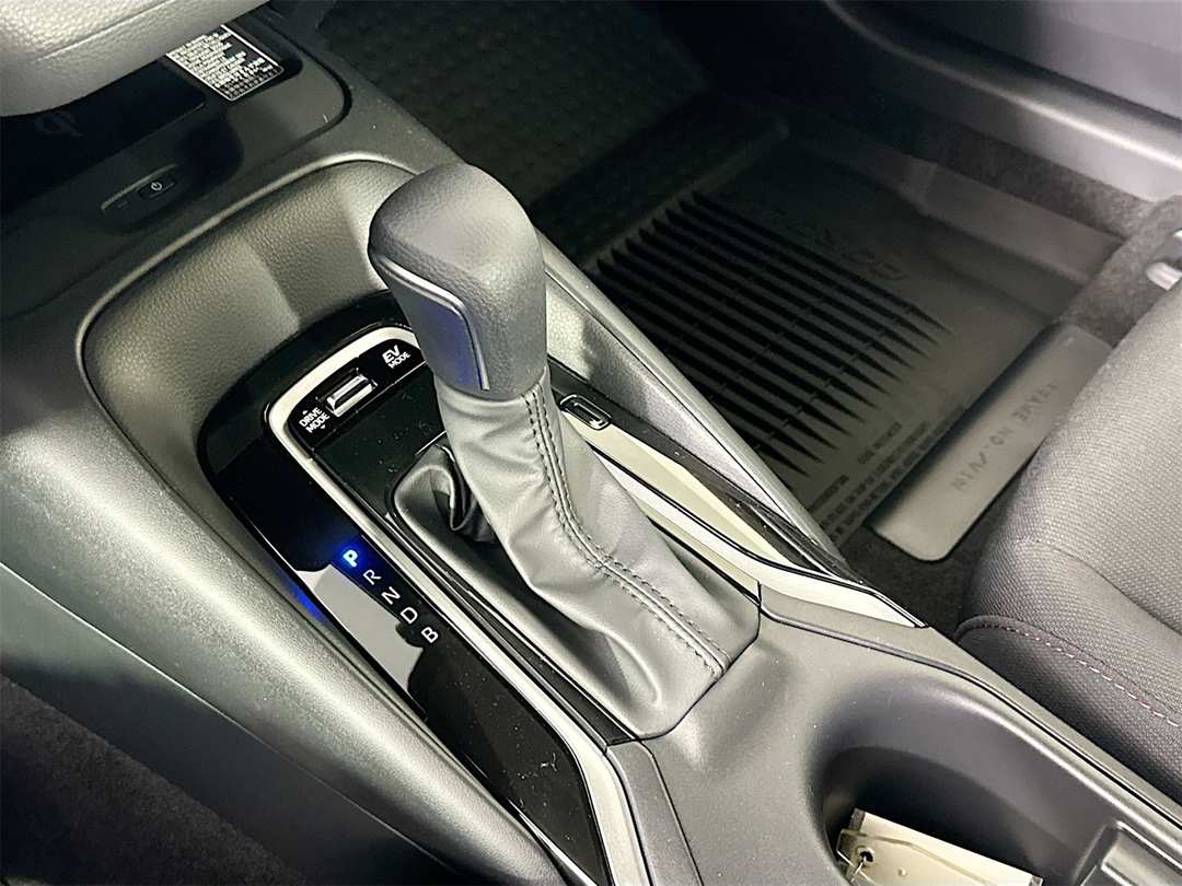 2026 Toyota Corolla SE - Image 17