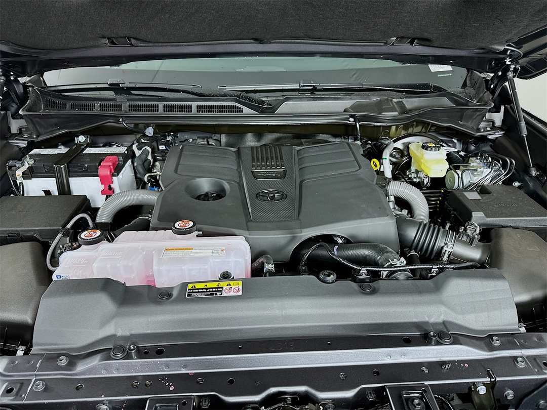 2026 Toyota Tundra Limited - Image 30