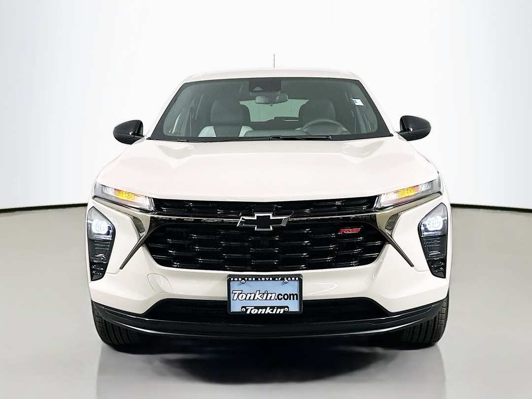 2026 Chevrolet Trax 1RS - Image 2