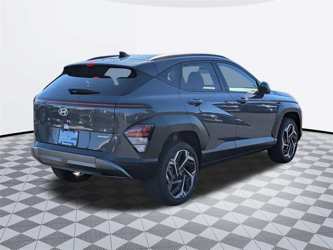 2026 Hyundai Kona SEL Premium - Image 5