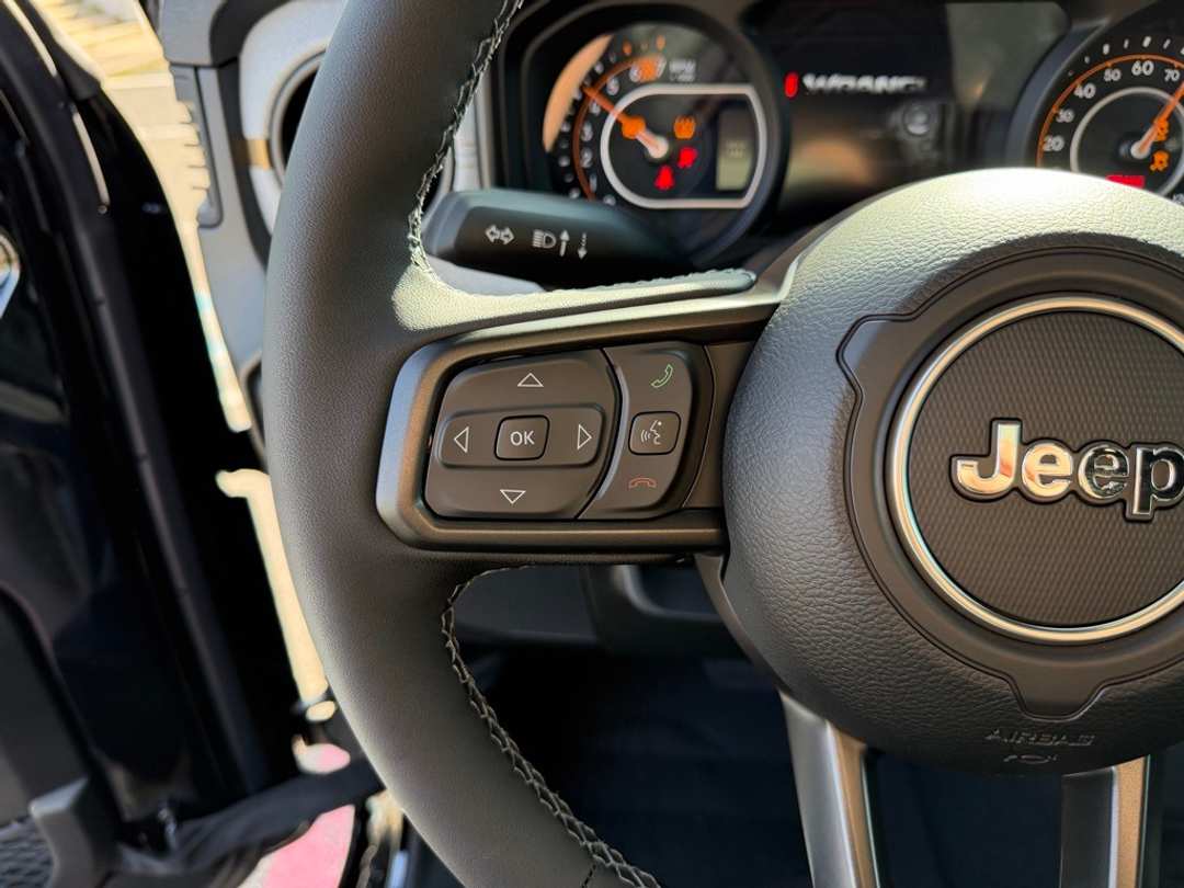 2026 Jeep Wrangler Willys - Image 17