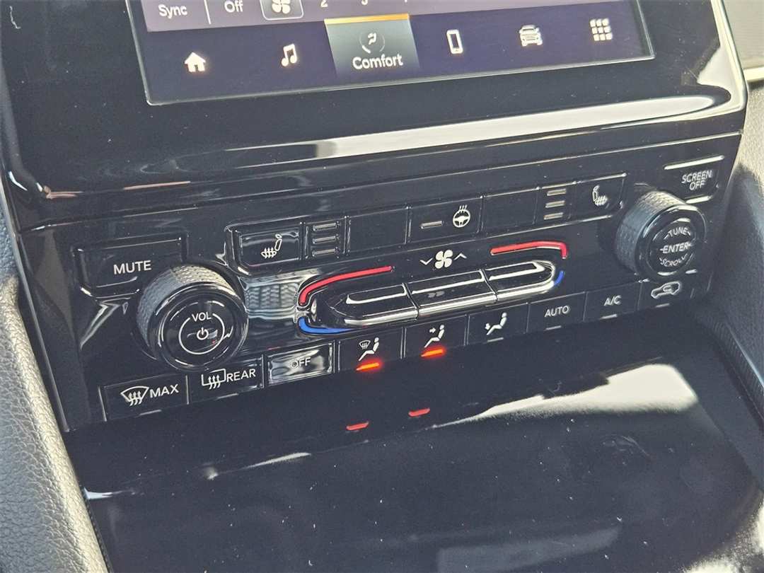 2025 Jeep Grand Cherokee Altitude X - Image 23