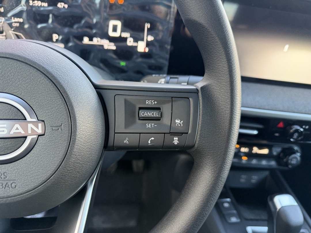 2026 Nissan Kicks SV - Image 16