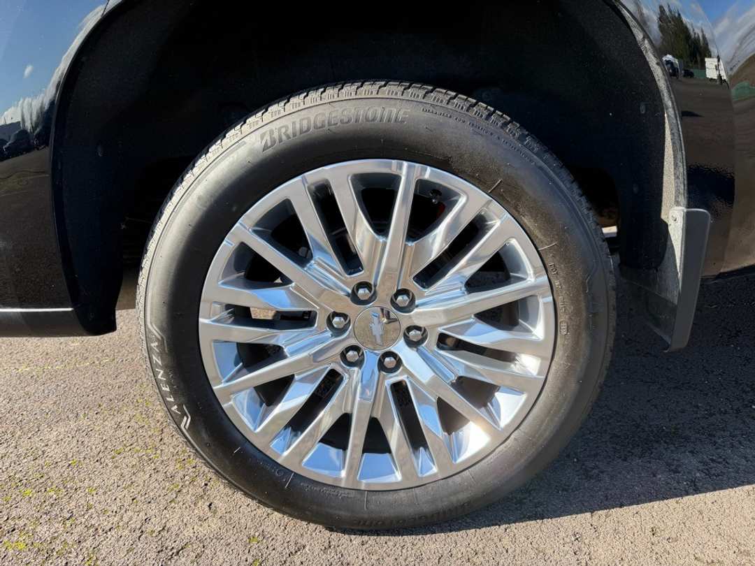 2020 Chevrolet Silverado 1500 LTZ - Image 10