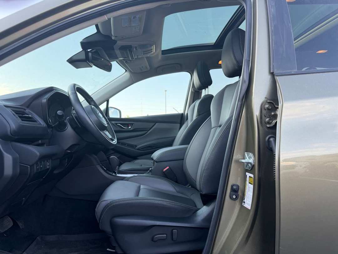 2023 Subaru Ascent Onyx Edition - Image 3