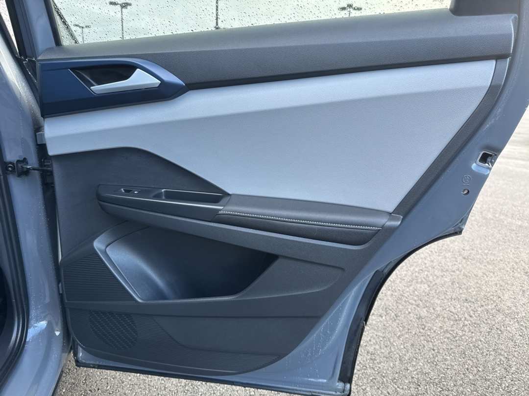 2024 Volkswagen Taos 1.5T SE - Image 20