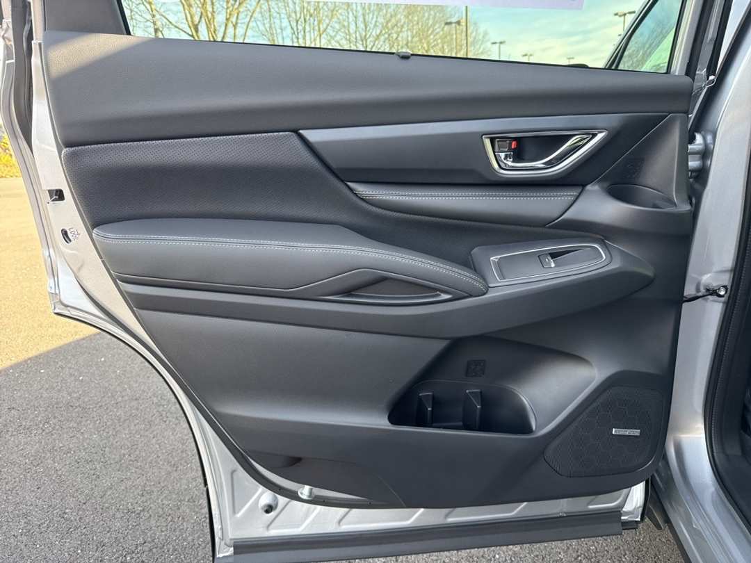 2026 Subaru Ascent Limited - Image 17