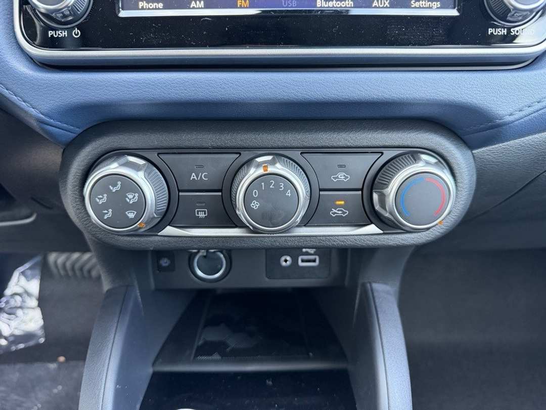 2025 Nissan Versa 1.6 SV - Image 28