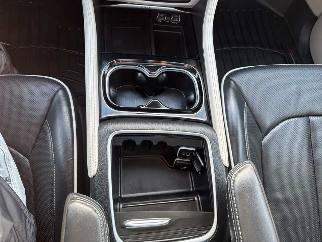 2022 Chrysler Pacifica Limited - Image 20