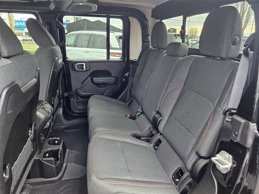 2026 Jeep Gladiator Rubicon - Image 30