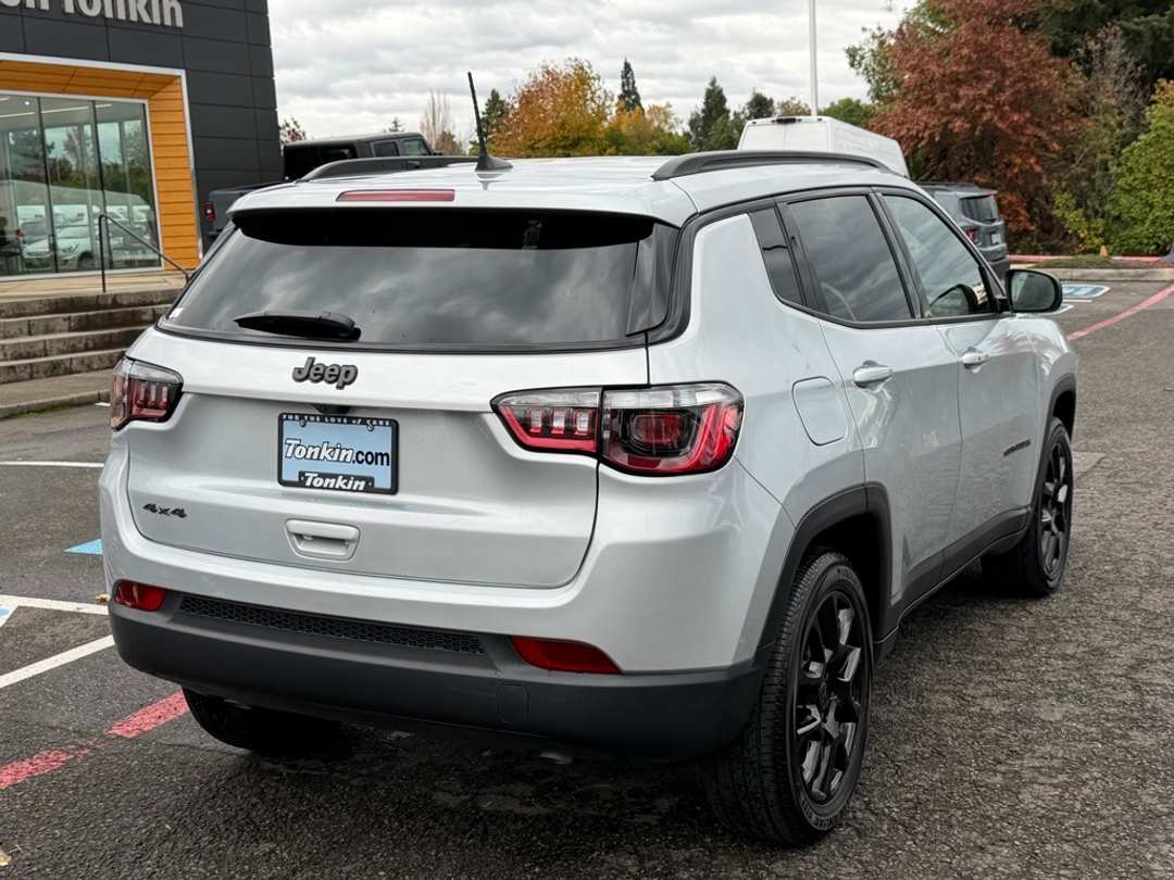 2026 Jeep Compass Latitude - Image 8