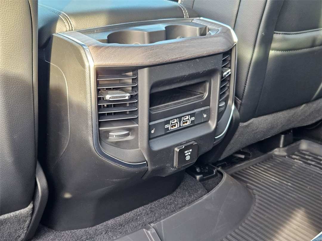 2026 Ram 1500 Laramie - Image 28