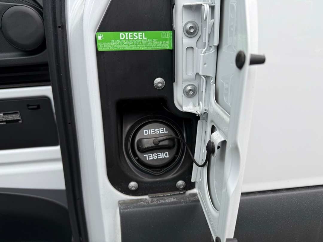 2025 Mercedes-Benz Sprinter 4500 Extended Cargo 170 in. WB - Image 23