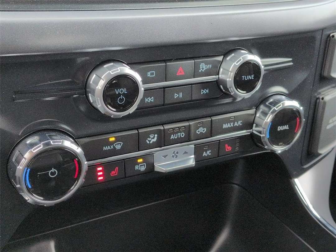 2026 Ford F-150 XLT - Image 21