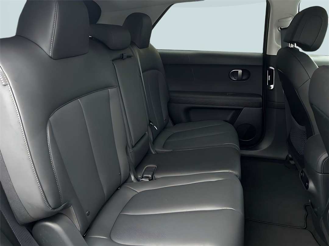 2026 Hyundai Ioniq 5 SEL - Image 12