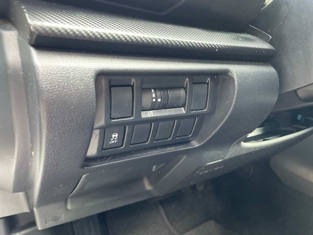 2019 Subaru Crosstrek 2.0i Premium - Image 10