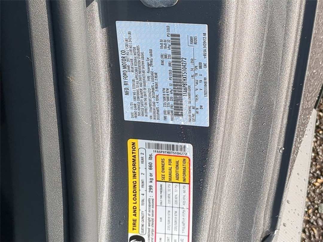 2026 Ford Mustang EcoBoost - Image 32