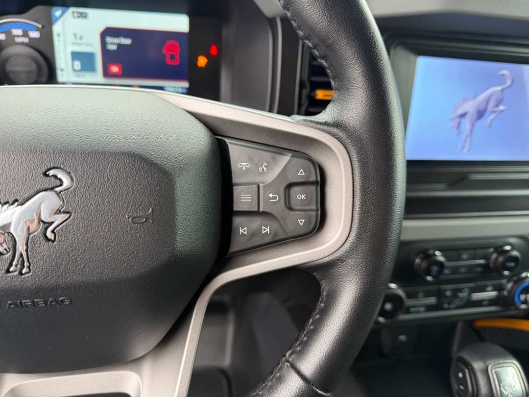 2022 Ford Bronco Badlands - Image 21