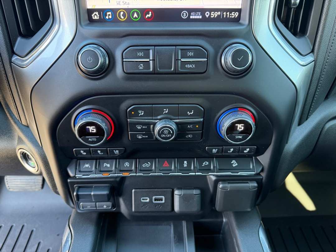 2020 Chevrolet Silverado 1500 LTZ - Image 25