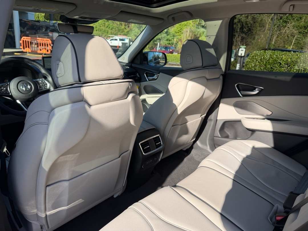 2026 Acura RDX Advance Package - Image 31