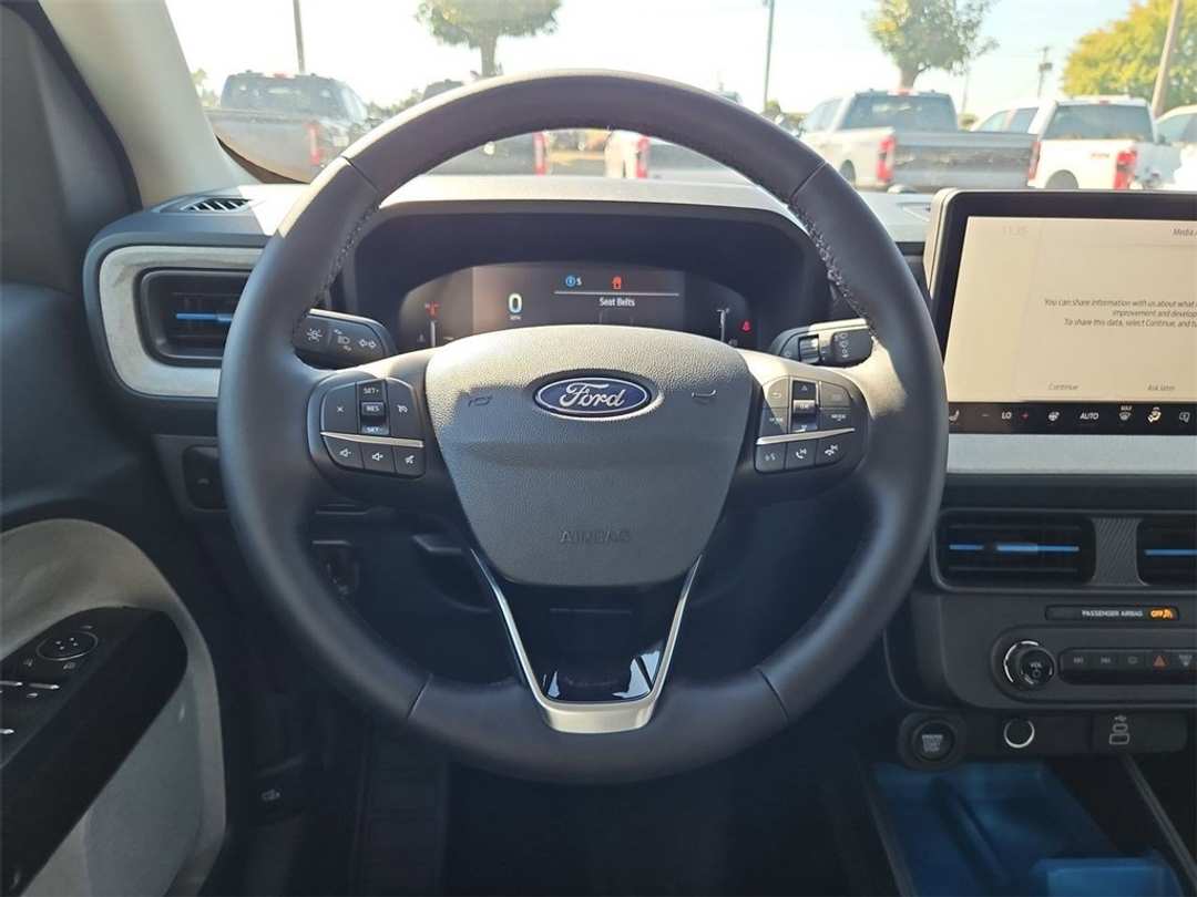 2025 Ford Maverick XLT - Image 14
