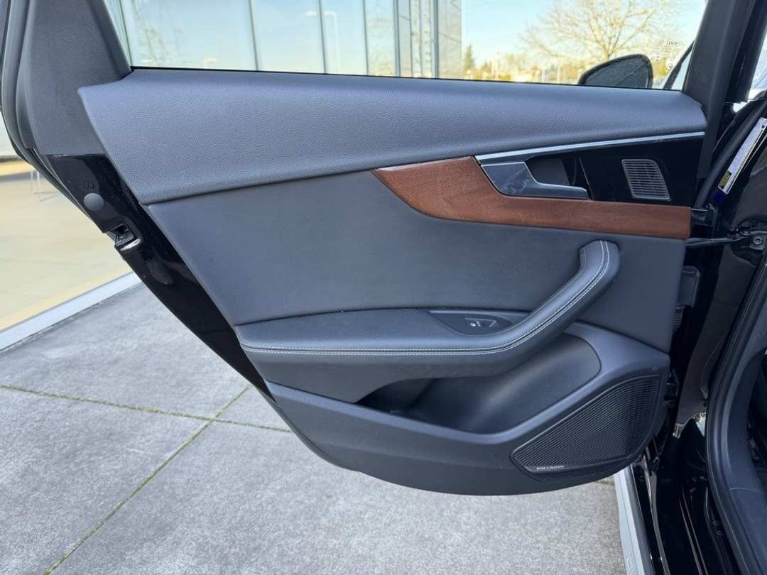 2022 Audi A4 Allroad 45 Premium Plus - Image 29