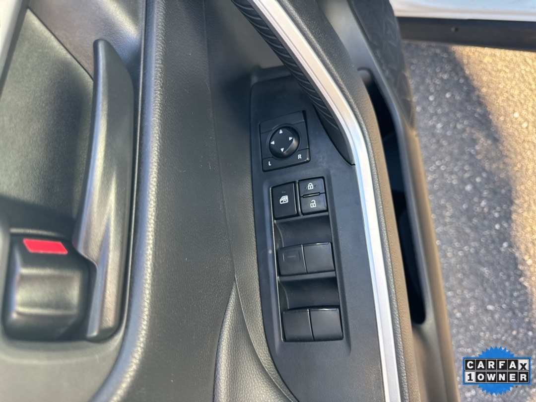 2024 Toyota Rav4 LE - Image 16