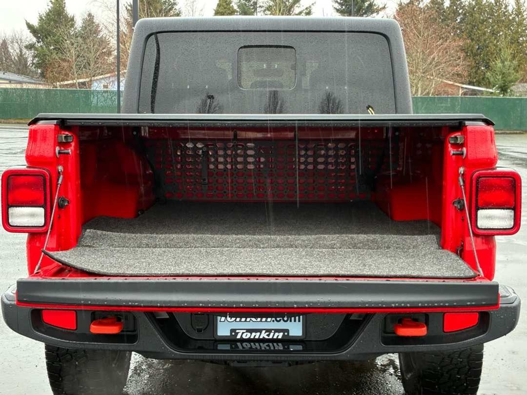 2022 Jeep Gladiator Mojave - Image 25