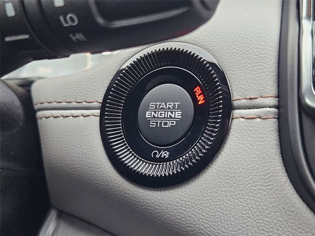 2026 Jeep Compass Limited - Image 17