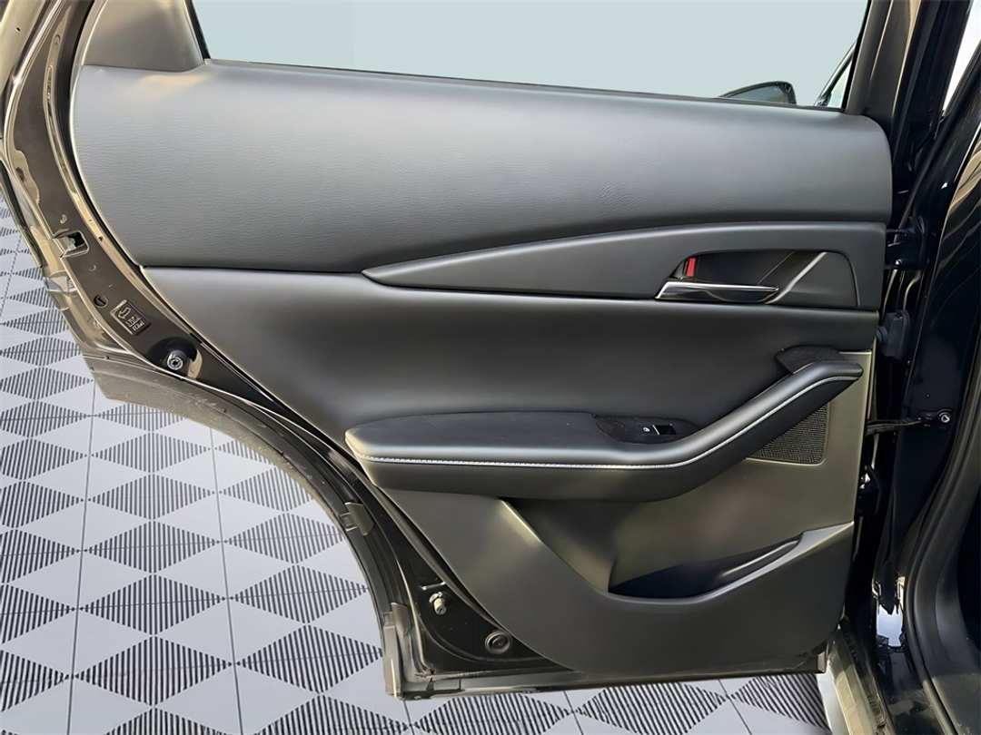 2023 MAZDA Cx-30 2.5 S Preferred Package - Image 27