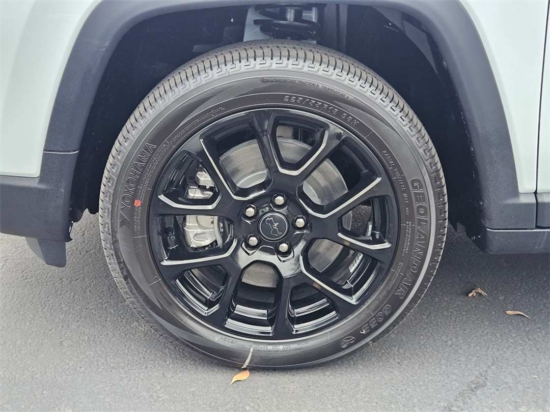 2026 Jeep Compass Latitude - Image 38