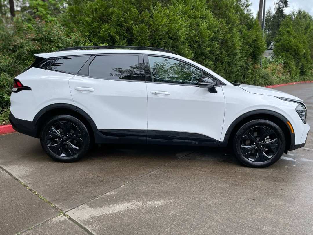 2025 Kia Sportage XLine - Image 3