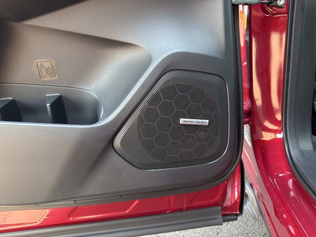 2025 Subaru Ascent Onyx Edition Touring - Image 21