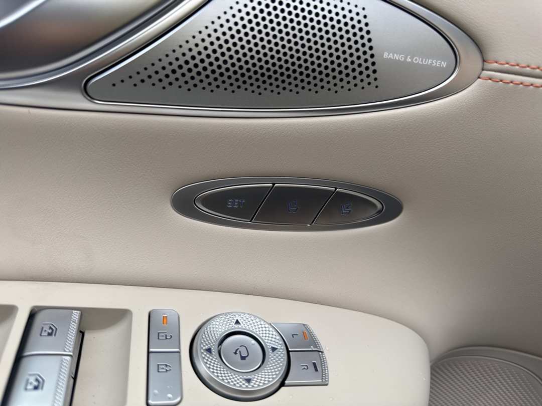 2026 Genesis Gv70 3.5T Sport Prestige - Image 19