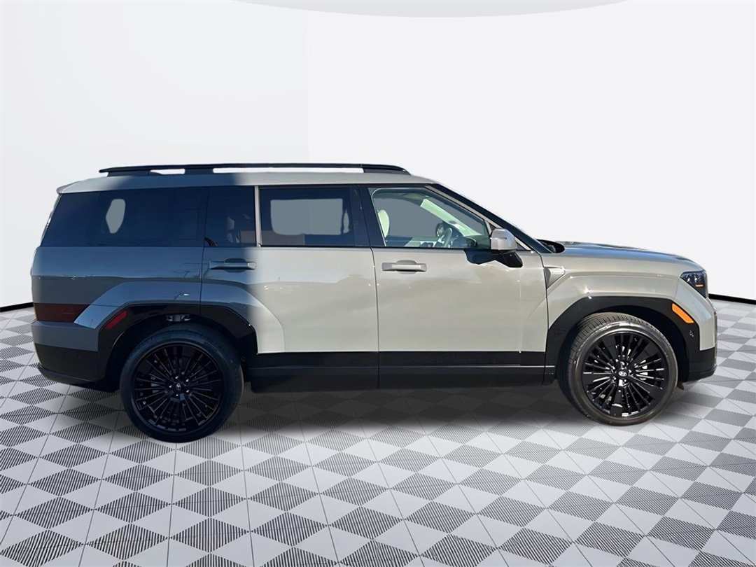 2026 Hyundai Santa Fe Calligraphy - Image 2