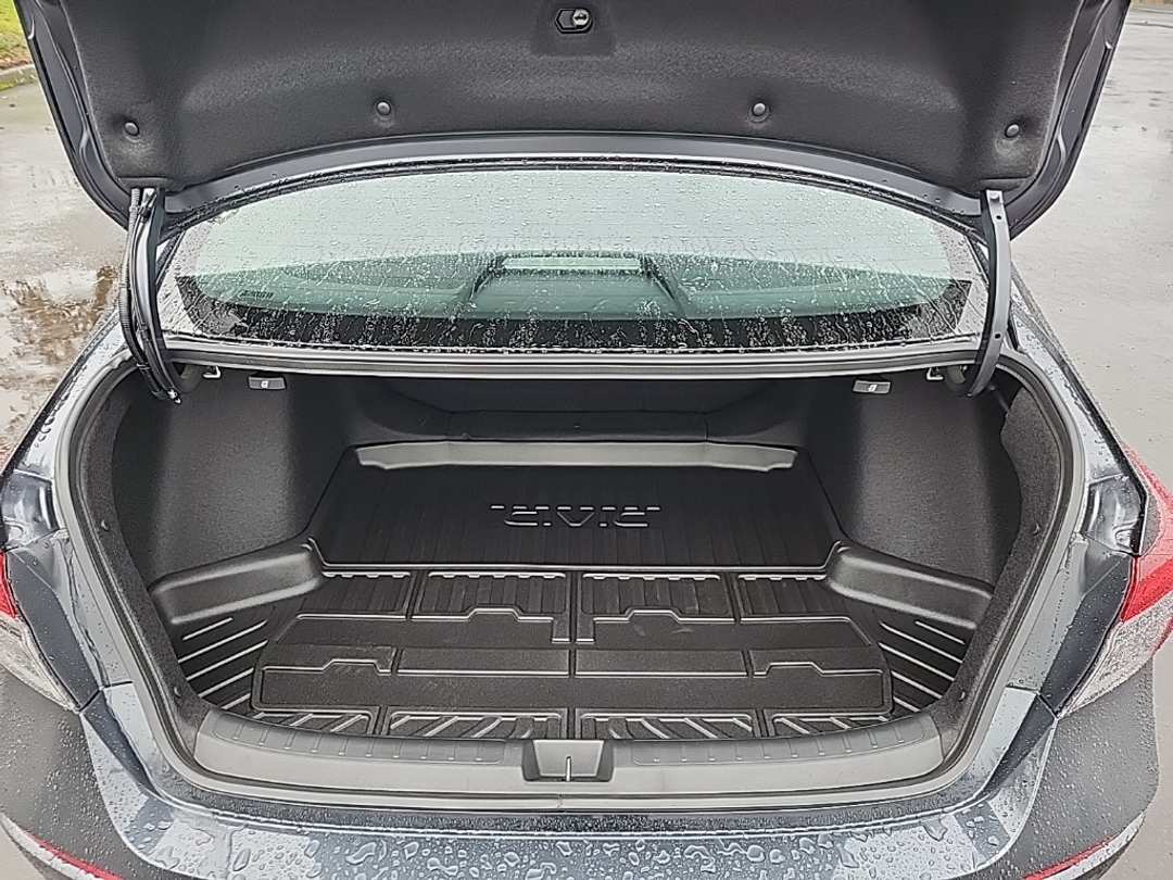 2026 Honda Civic Sport Touring - Image 23