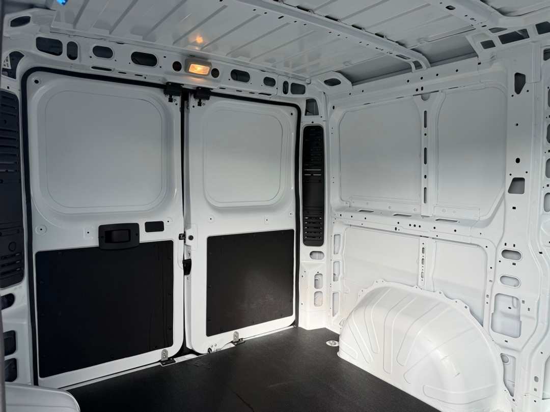 2026 Ram Promaster 1500 Low Roof - Image 25