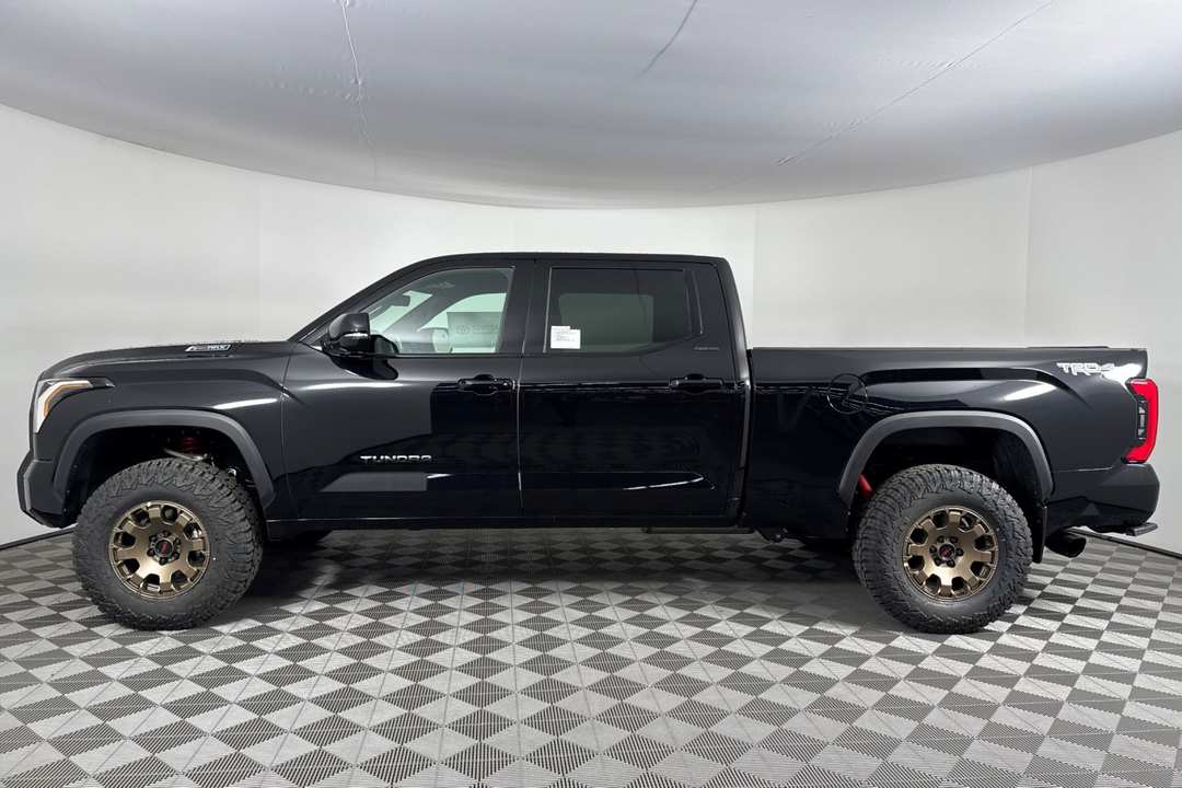Toyota Tundra - Image 5
