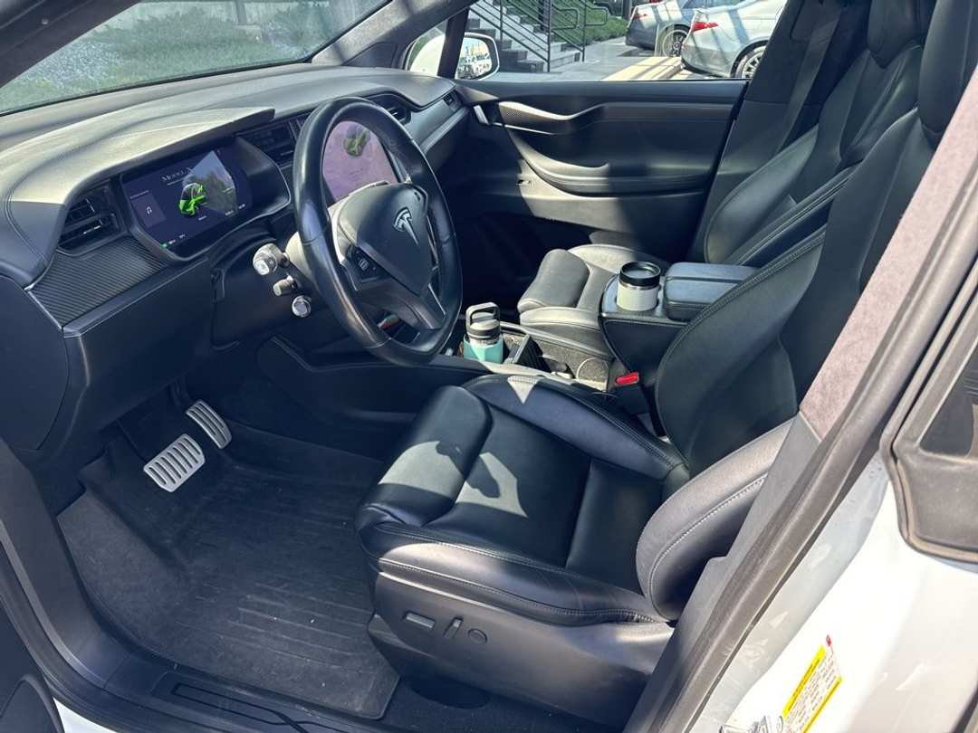 2020 Tesla Model X Performance - Image 2
