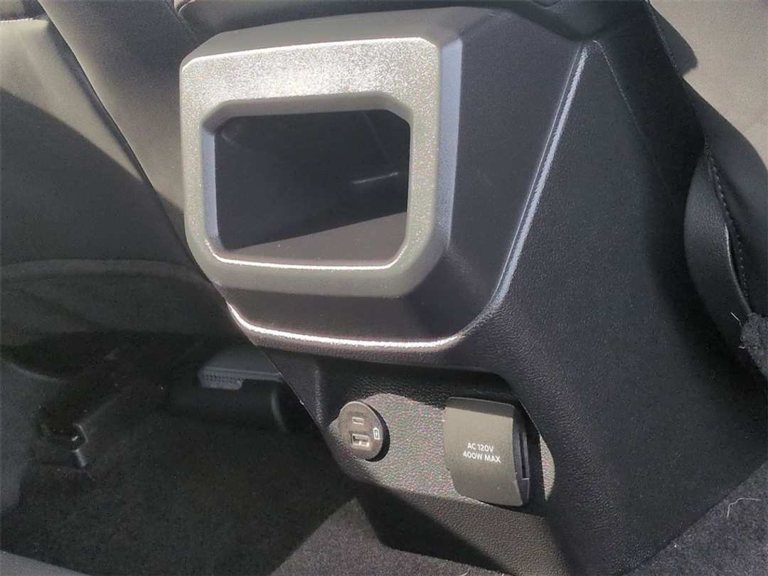 2024 Ford Ranger Raptor - Image 29