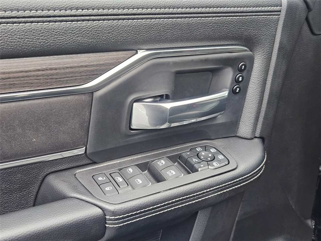 2026 Ram 3500 Laramie - Image 11