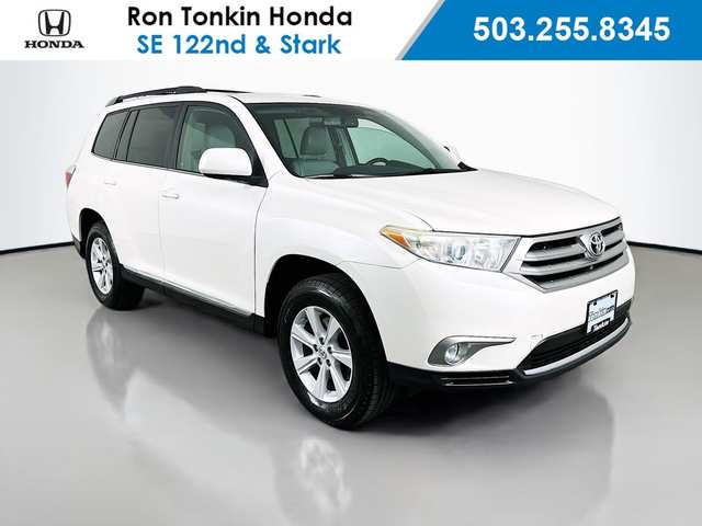 2013 Toyota Highlander SE
