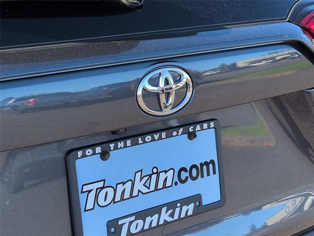 2024 Toyota Rav4 TRD Off Road - Image 27