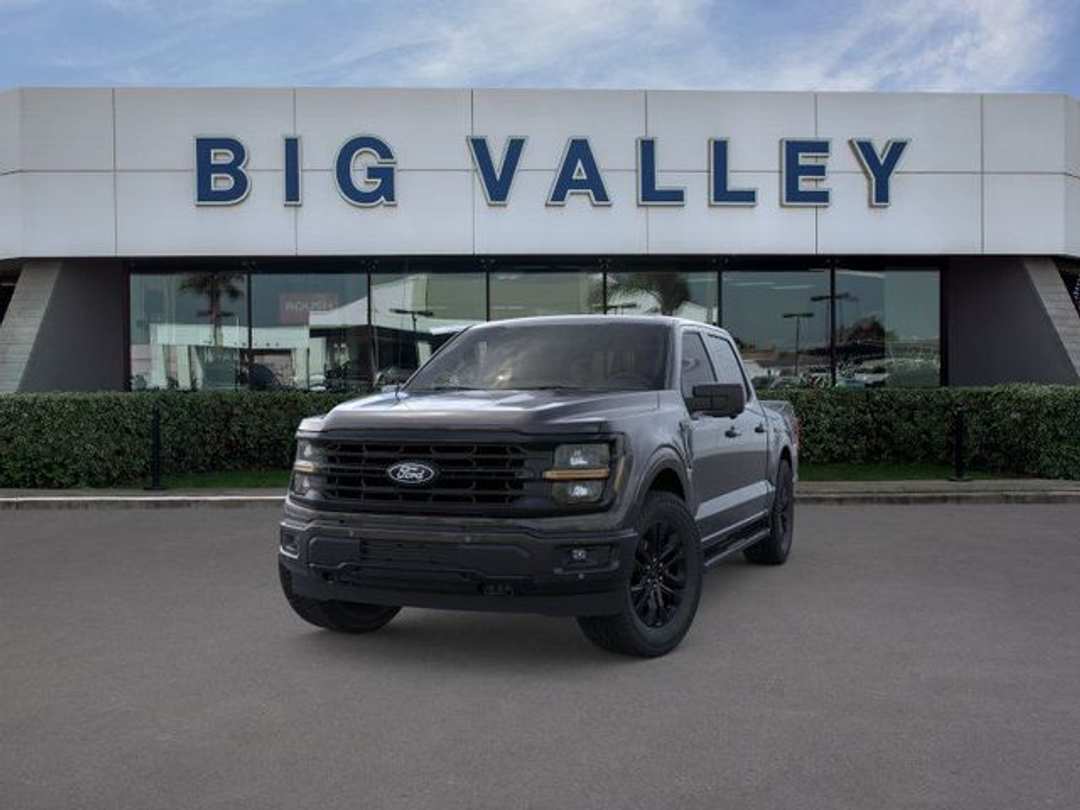 2026 Ford F-150 XLT - Image 2