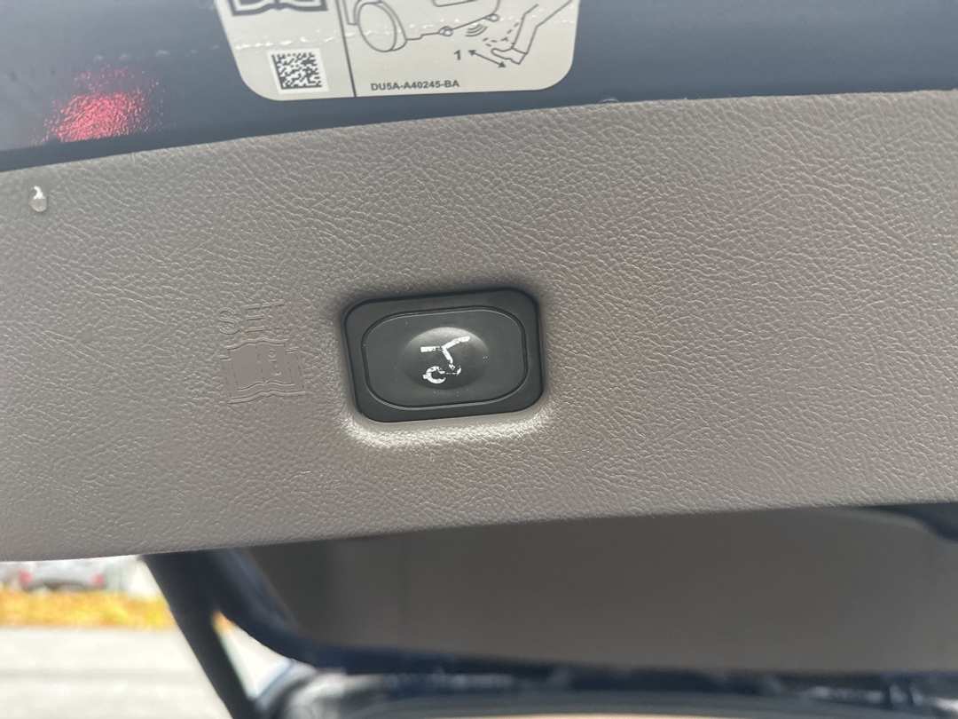 2020 Lincoln Nautilus Reserve - Image 20