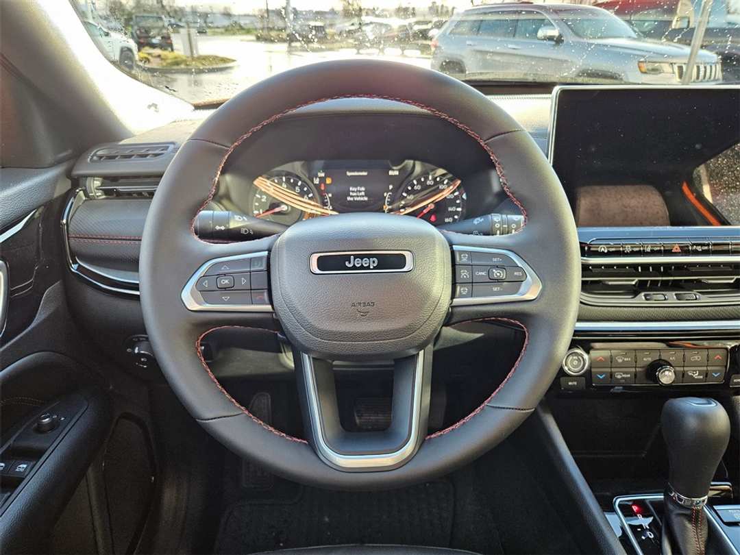 2026 Jeep Compass Trailhawk - Image 15