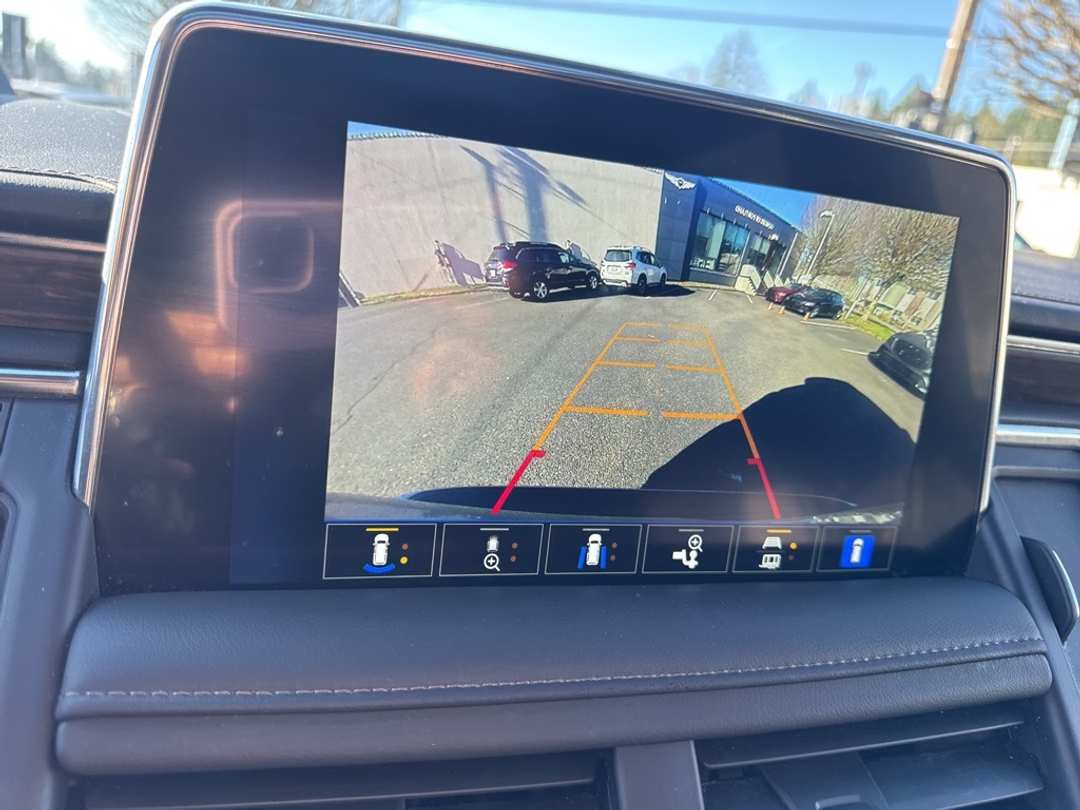 2024 Chevrolet Suburban High Country - Image 47