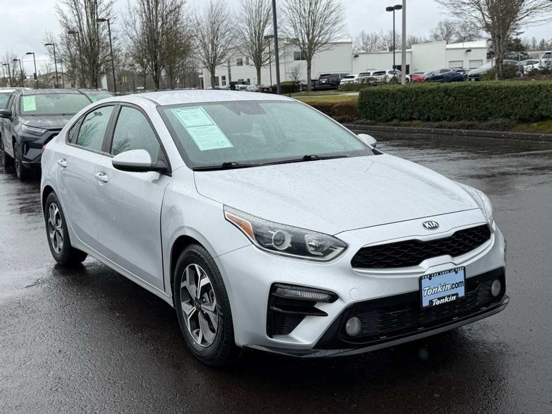 2021 Kia Forte LXS - Image 2